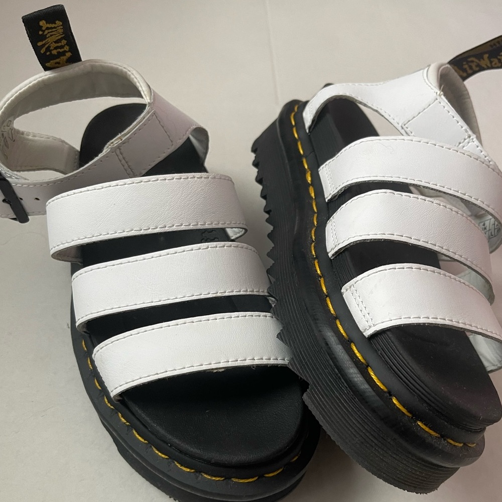Dr. Martens Blaire Sandal